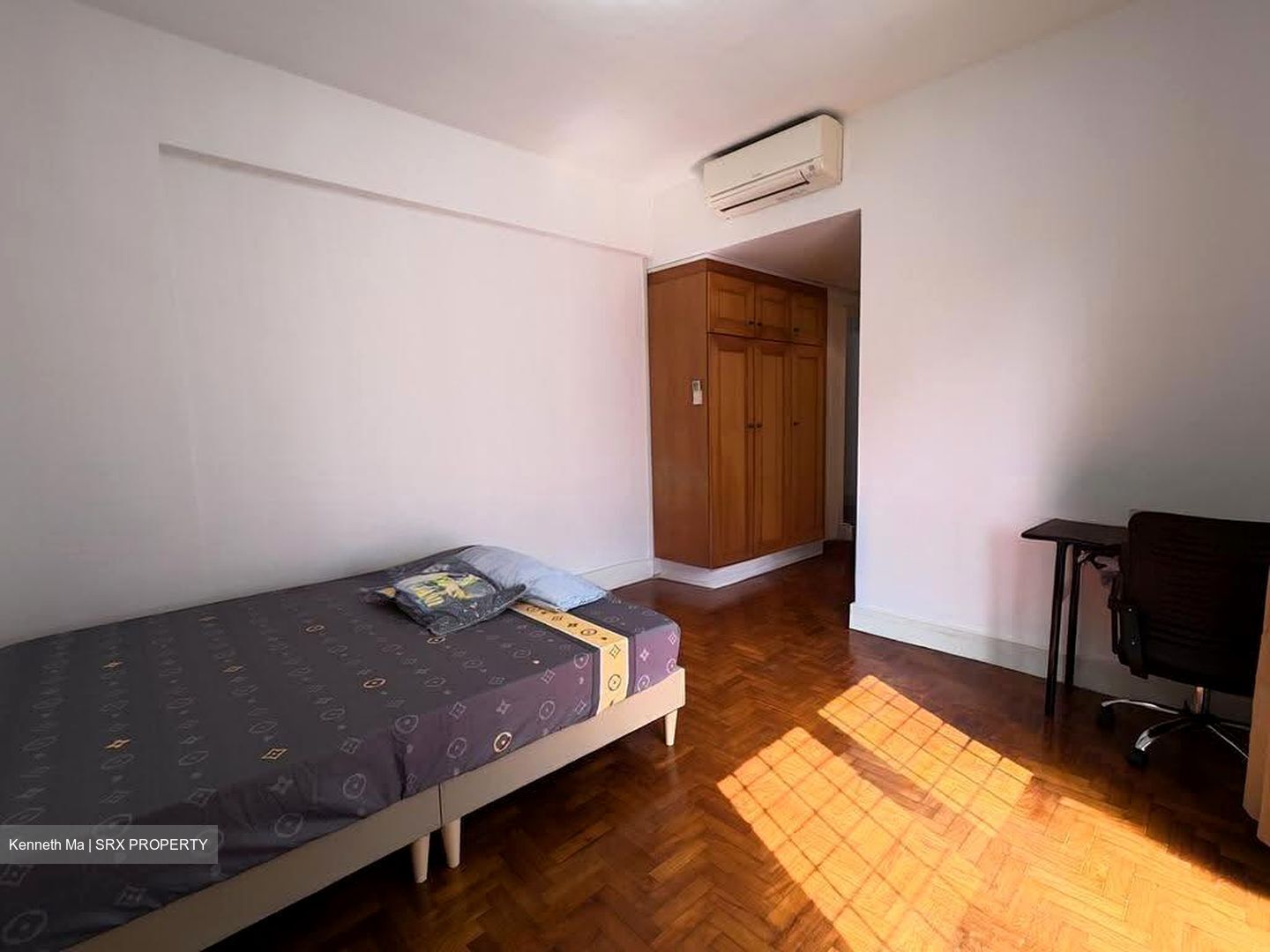 Parkview Apartments (D23), Apartment #618269211